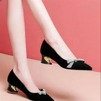 Női divat édes könnyű fekete velúr Kiváló minőségű rugós csúszás szögletes sarkú cipőn Lady Pumps Zapatos De Mujer H1134