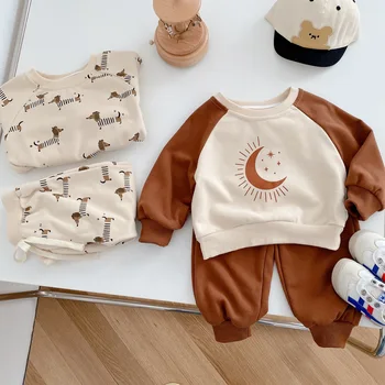 Divat babaruházat készletek Tavaszi őszi pulóver Kislány fiú ruha öltöny pulóver nadrág kisgyermek csecsemő gyerek ruha 2DB