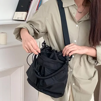 Nagy kapacitású női válltáska Nylon vízálló női kézitáska húzózsinóros crossbody táska táskás táska Bolsa